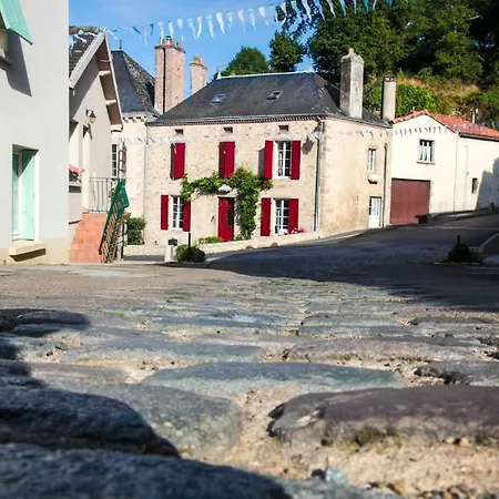 La Maison Du Tisserand Maison d'hôtes Mallievre
