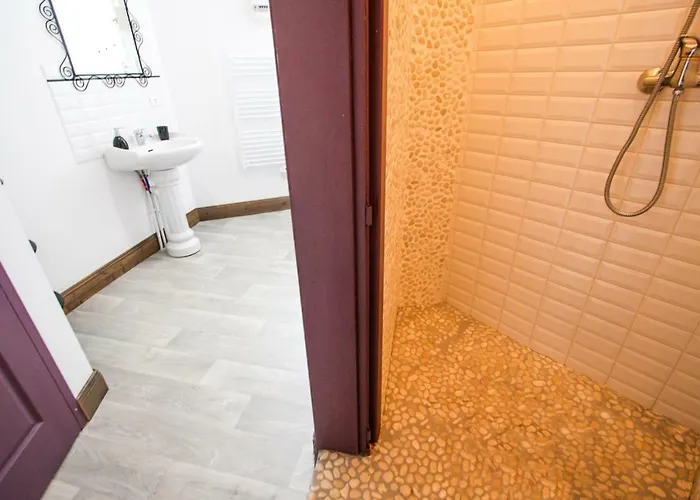 La Maison Du Tisserand