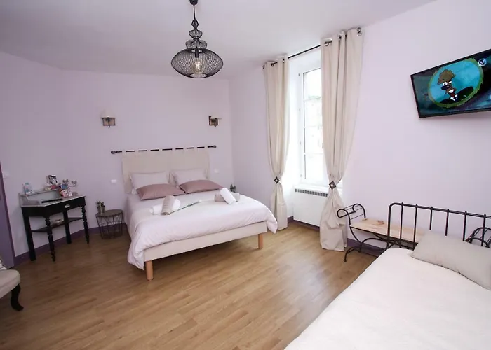 La Maison Du Tisserand Pensión Mallievre