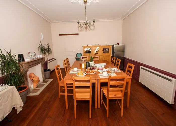 La Maison Du Tisserand Pensión Mallievre