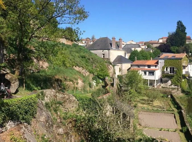 La Maison Du Tisserand Mallievre